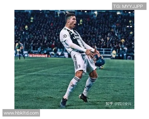 克里斯花式足球首字母球星：带你走进足球技巧与创意的完美融合世界